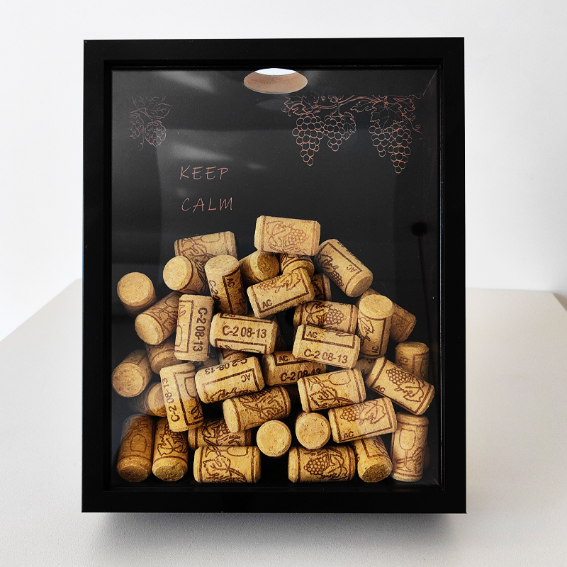 Red Wine Cork Display Frame Wo - Vintage Collectible Bottles incelemesi ve fiyatı