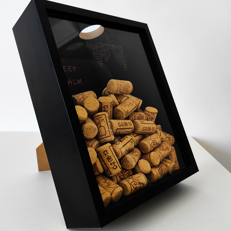 Red Wine Cork Display Frame Wo - Vintage Collectible Bottles incelemesi ve fiyatı