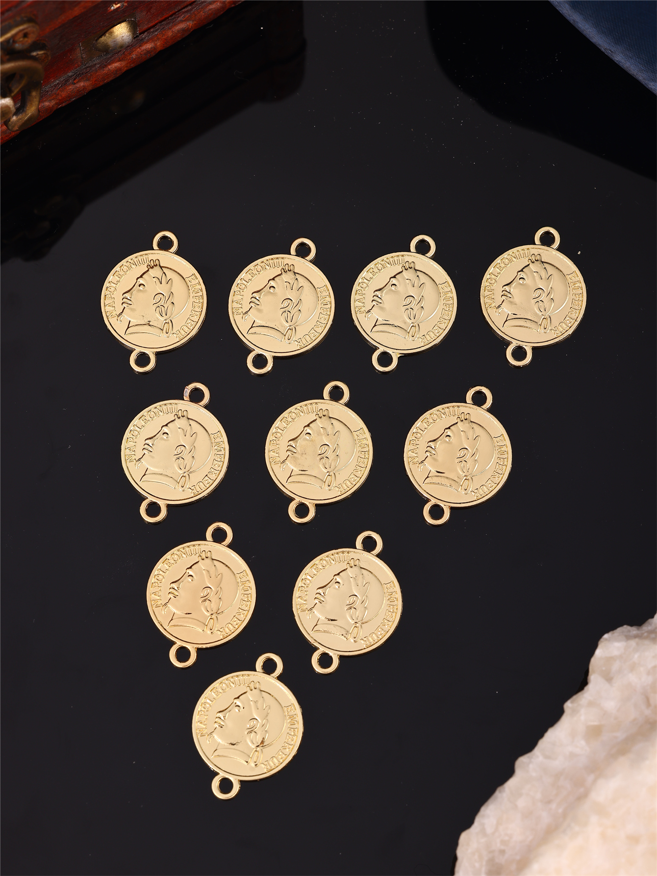 Coin-Shaped DIY Women's Robe A - Vintage Collectible Coins incelemesi ve fiyatı