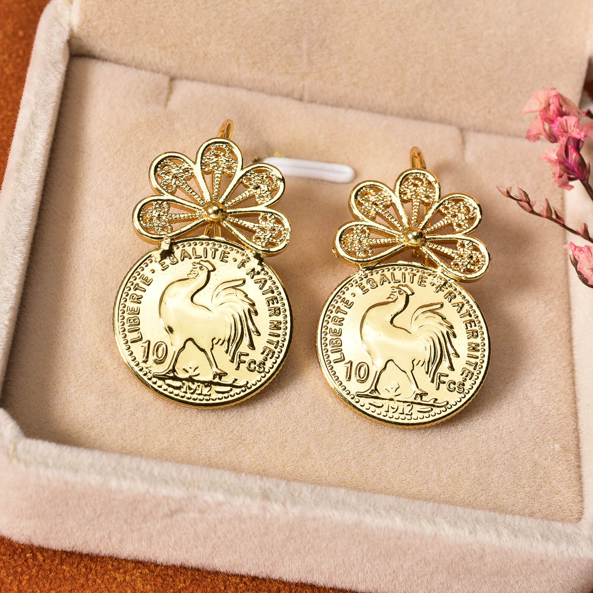 Coin Medallion Drop Stud Earri - Vintage Collectible Coins incelemesi ve fiyatı
