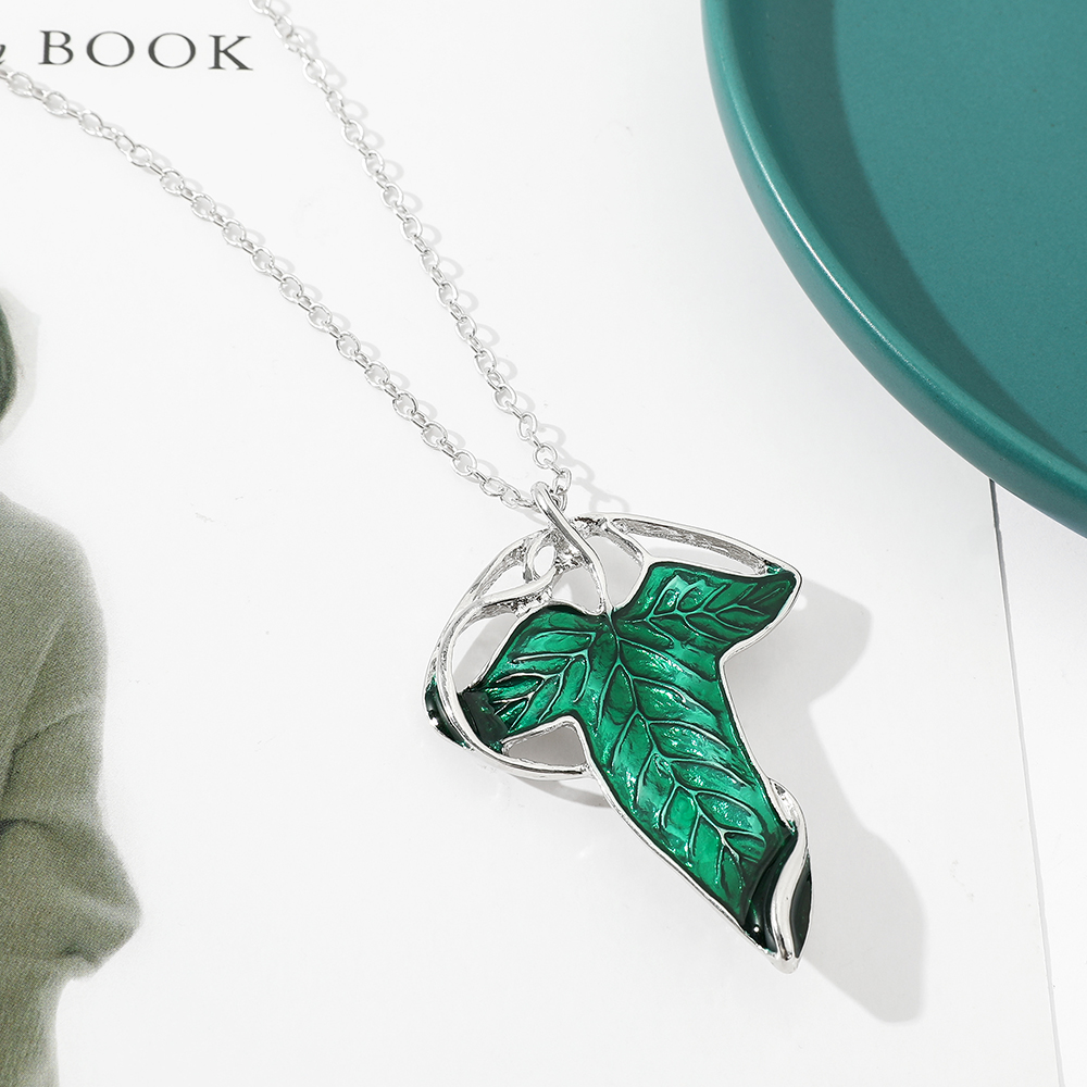 Vintage Green Leaf Pendant Nec - Vintage Items incelemesi ve fiyatı