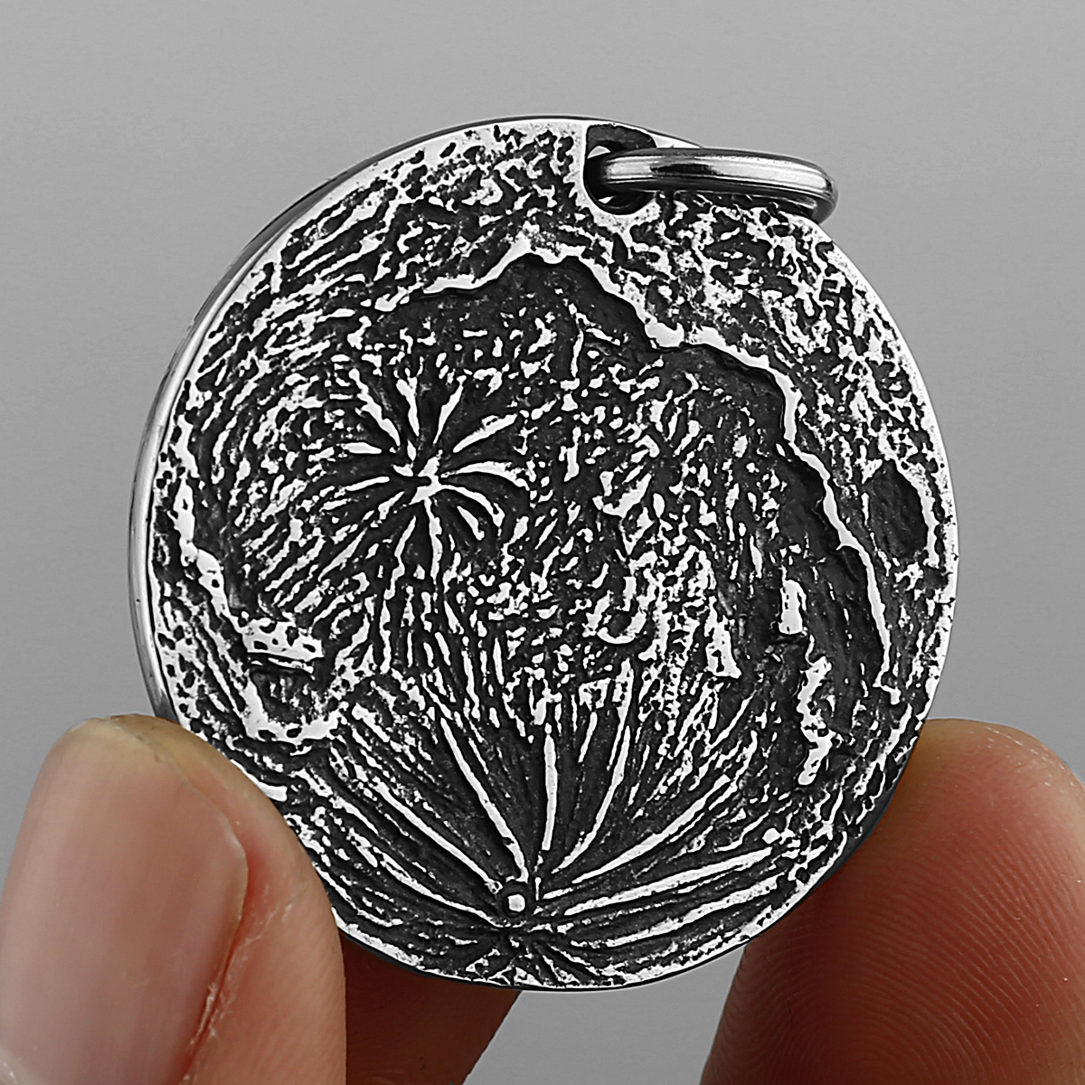 Retro Moon Surface Coin Pendan - Vintage Collectible Coins incelemesi ve fiyatı
