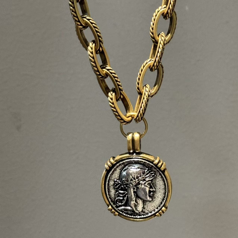 Vintage Chokers Necklace Ancie - Vintage Collectible Coins incelemesi ve fiyatı